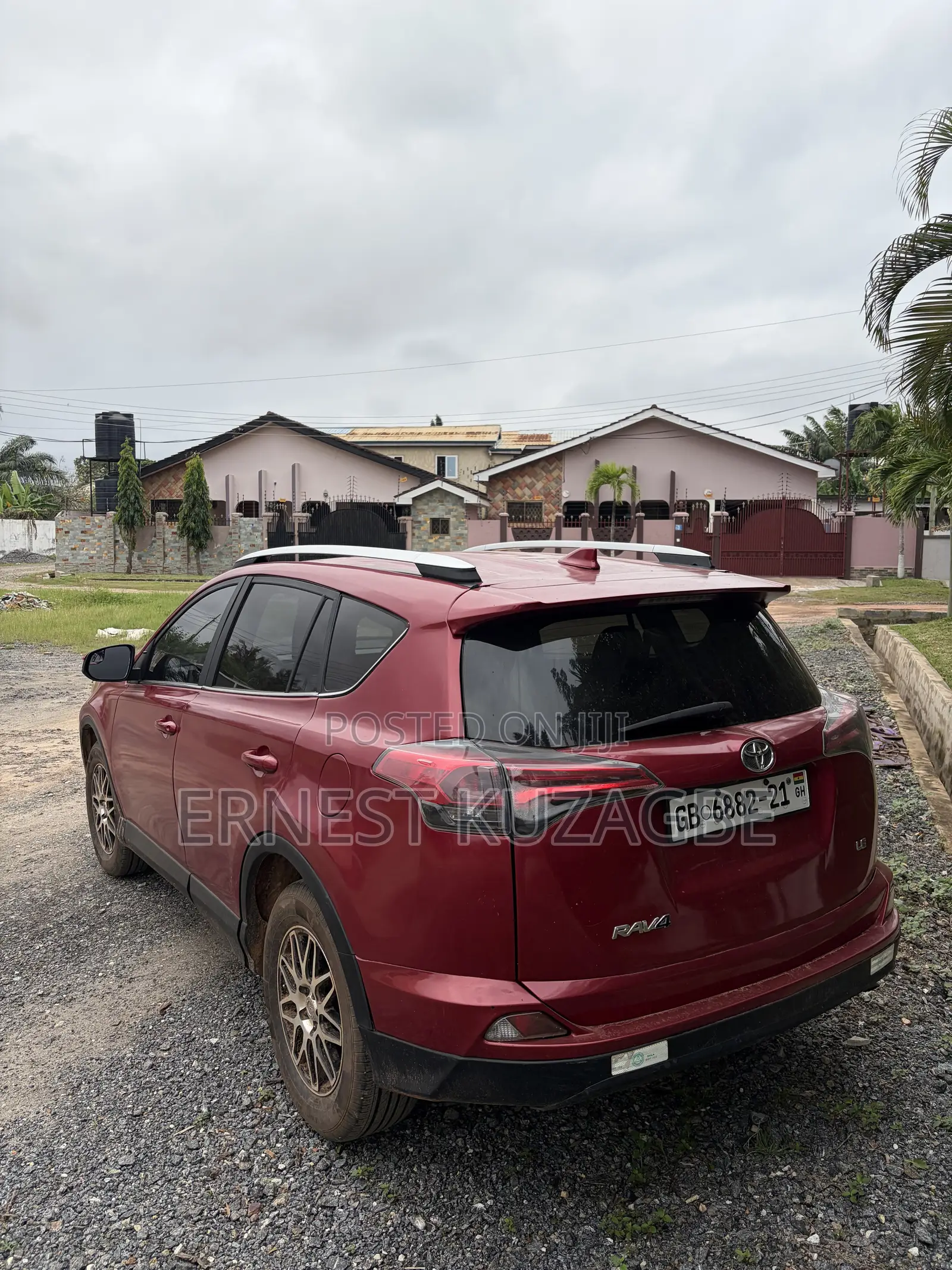 Toyota RAV4 2017 Red