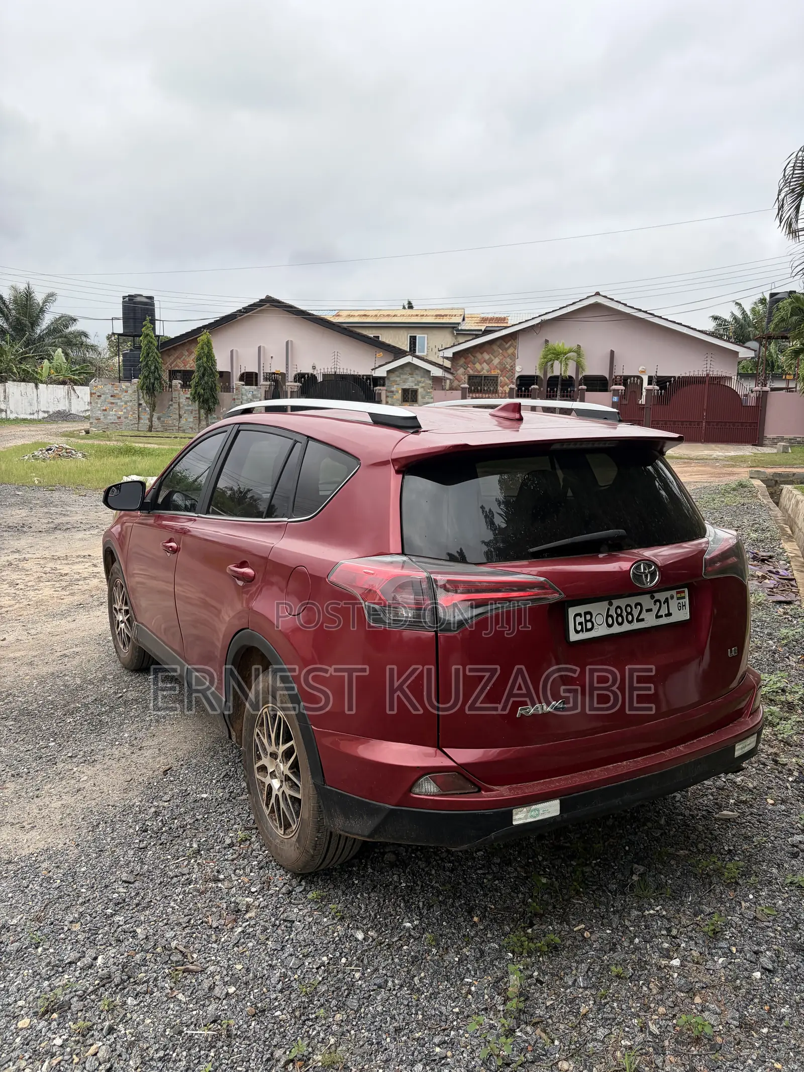 Toyota RAV4 2017 Red