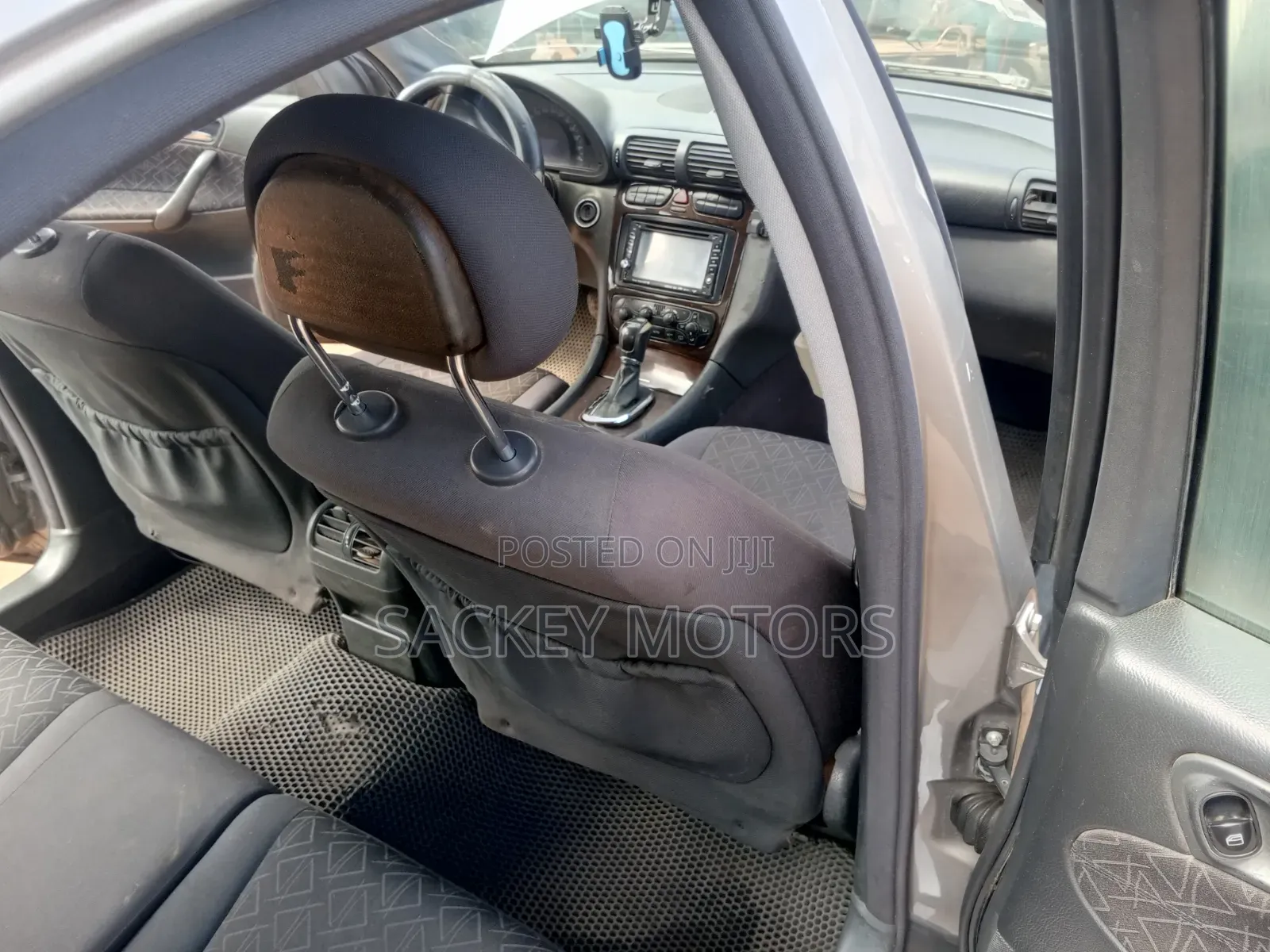 Mercedes-Benz C250 2005 Silver