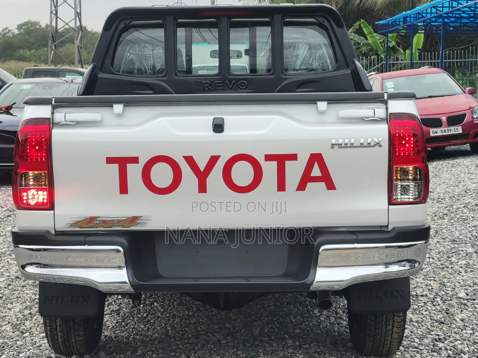 New Toyota Hilux 2025 White
