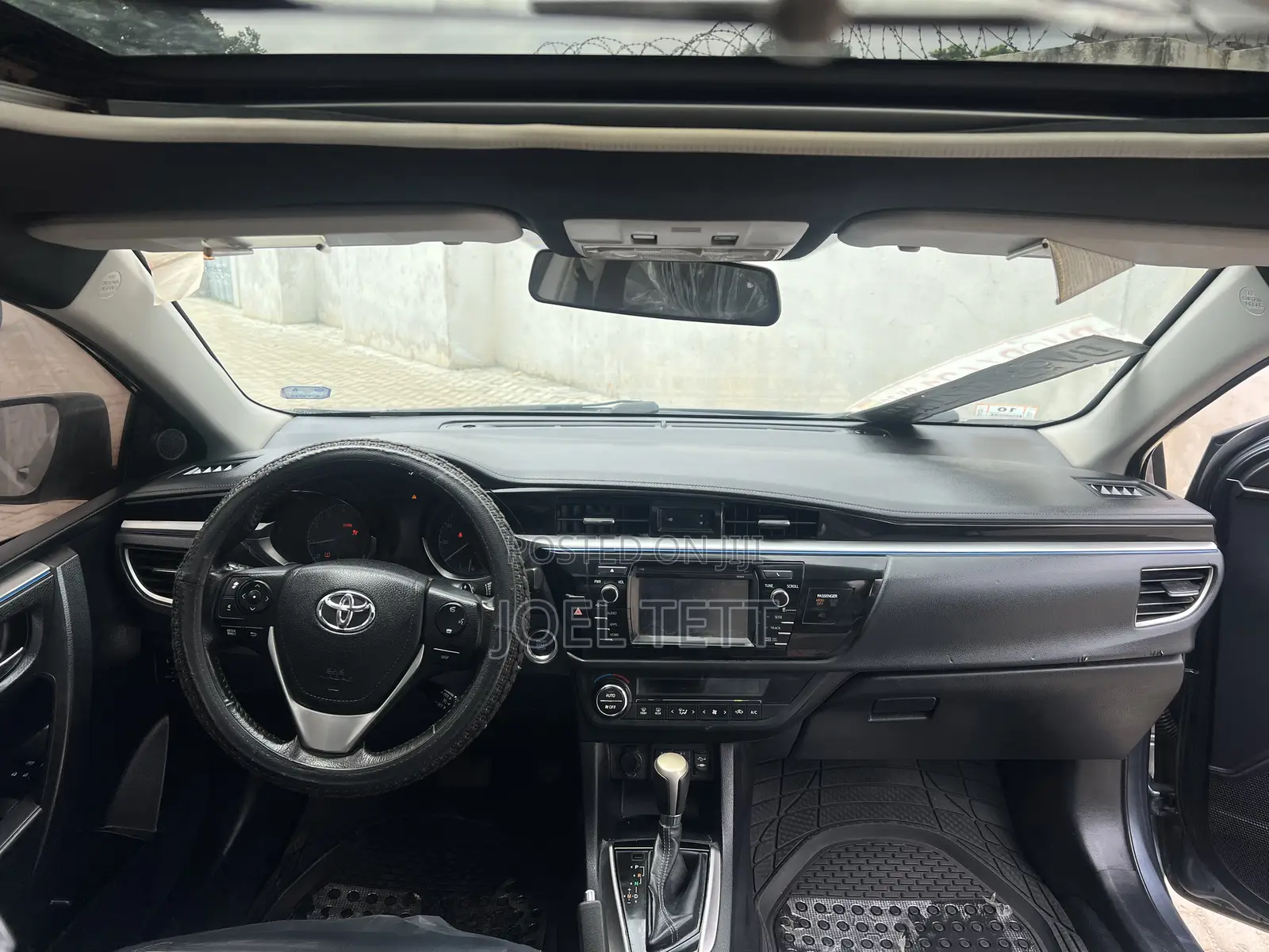 Toyota Corolla 2016 Gray