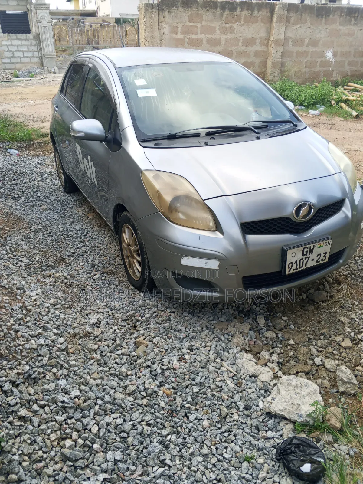 Toyota Vitz 2010 Gray