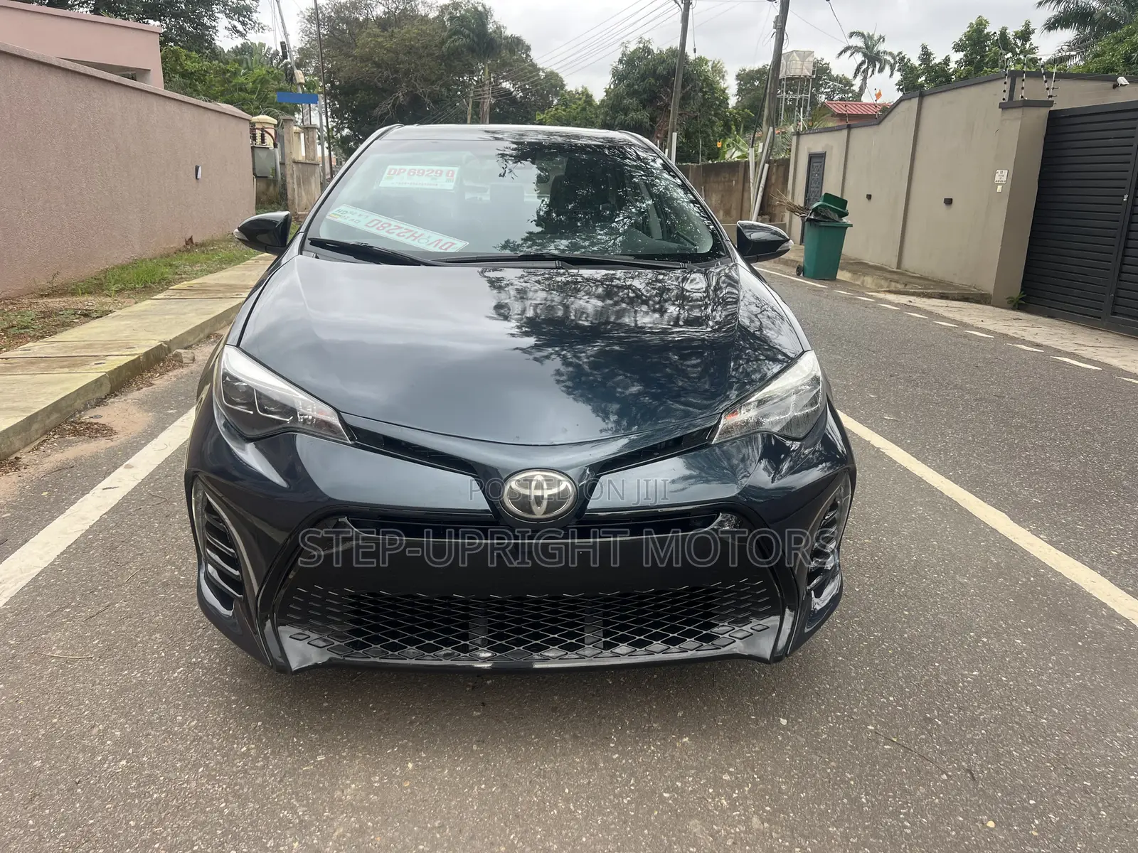 Toyota Corolla 2018 Gray