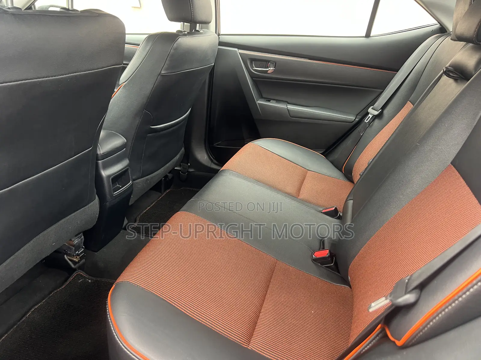 Toyota Corolla 2018 Gray