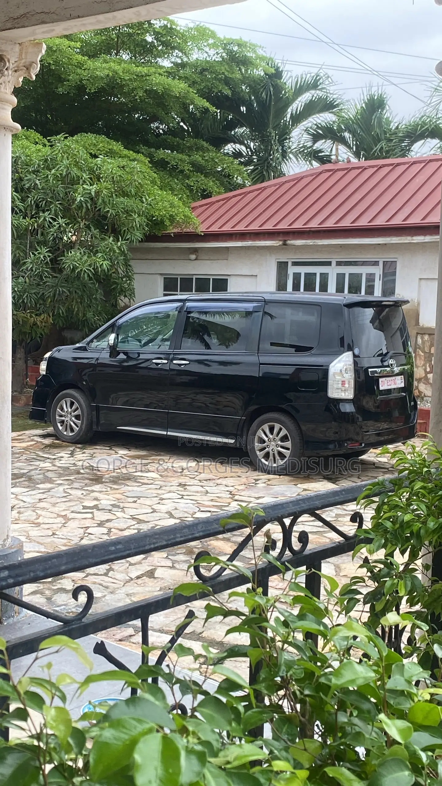 Toyota Voxy 2013 Black