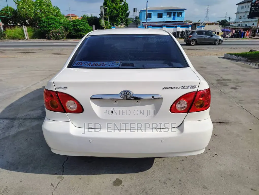 Toyota Corolla 2008 White