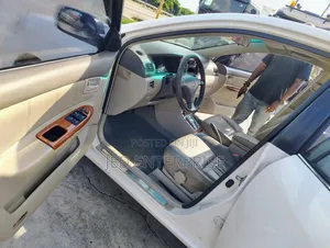 Toyota Corolla 2008 White