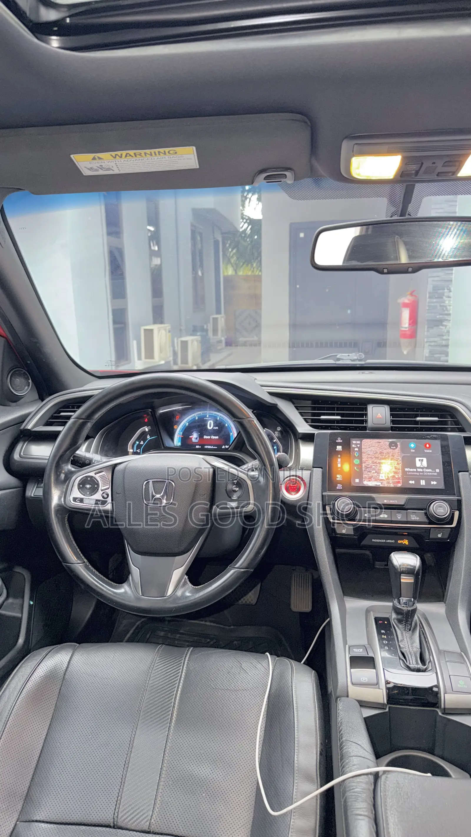 Honda Civic EX-L w/Navi 4dr Hatchback (1.5L 4cyl) 2017 Red
