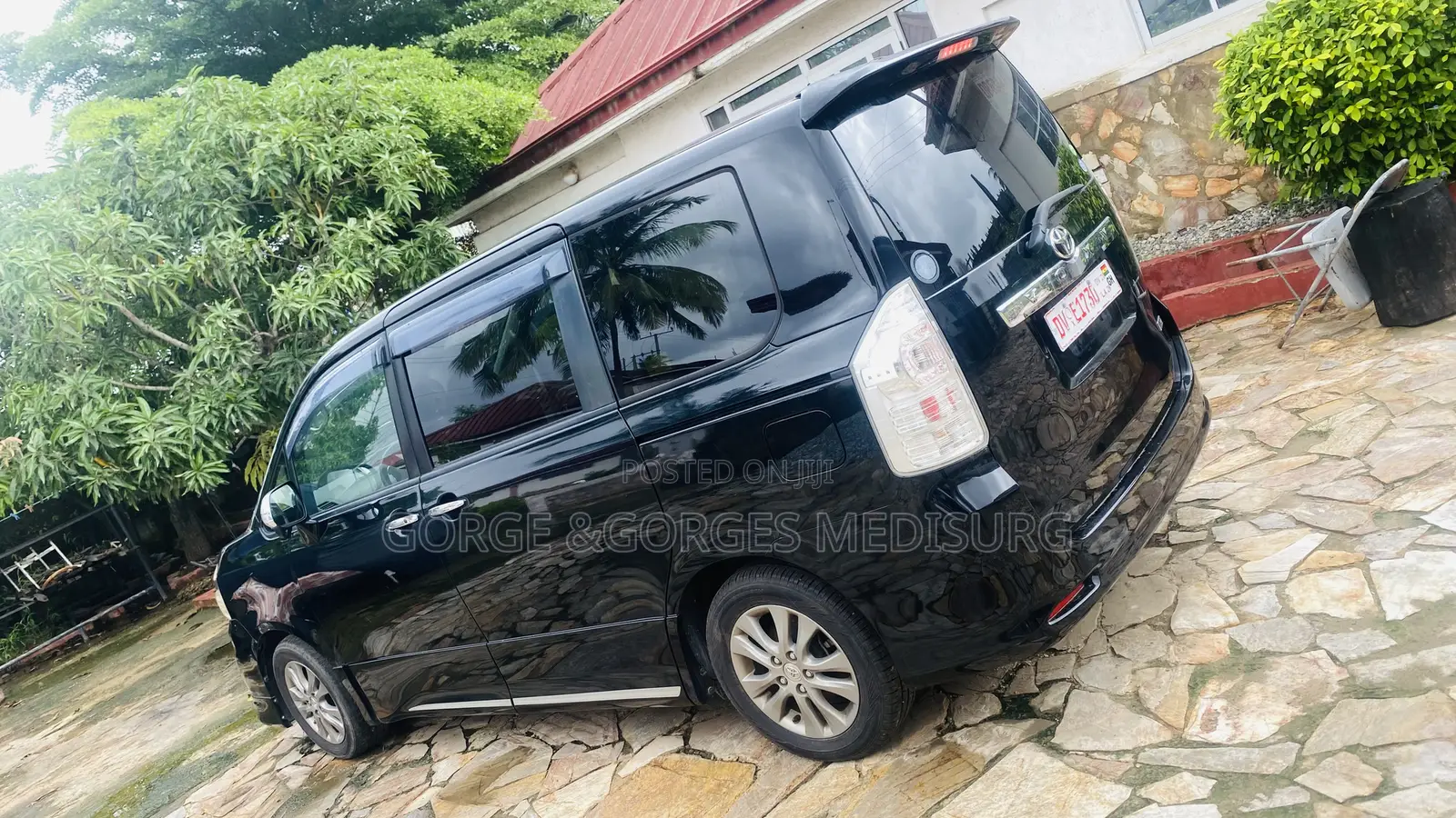 Toyota Voxy 2013 Black