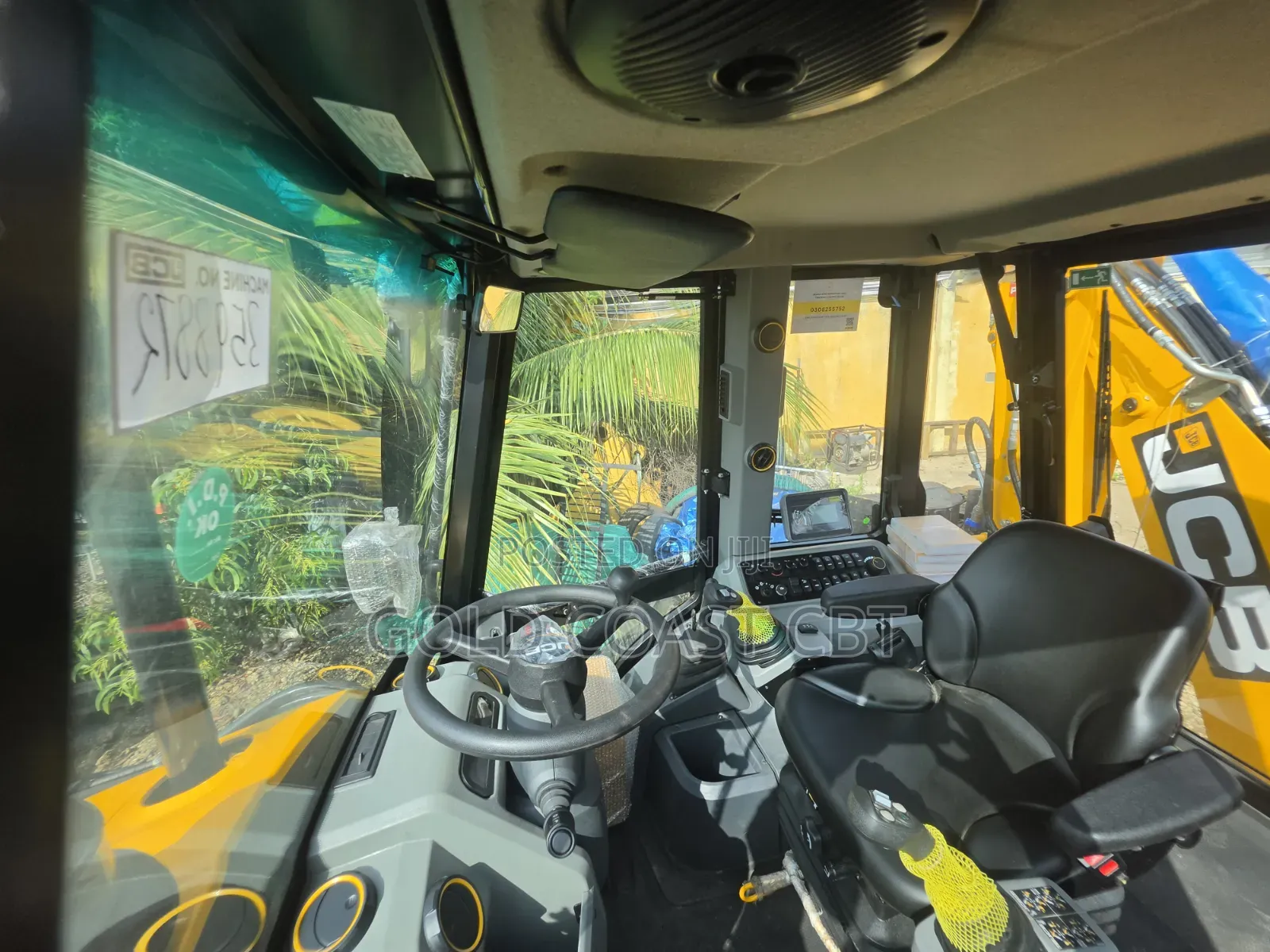 JCB 3cx Pro Backhoe Loader | Heavy-Duty Hydrolic System Brand New 2026