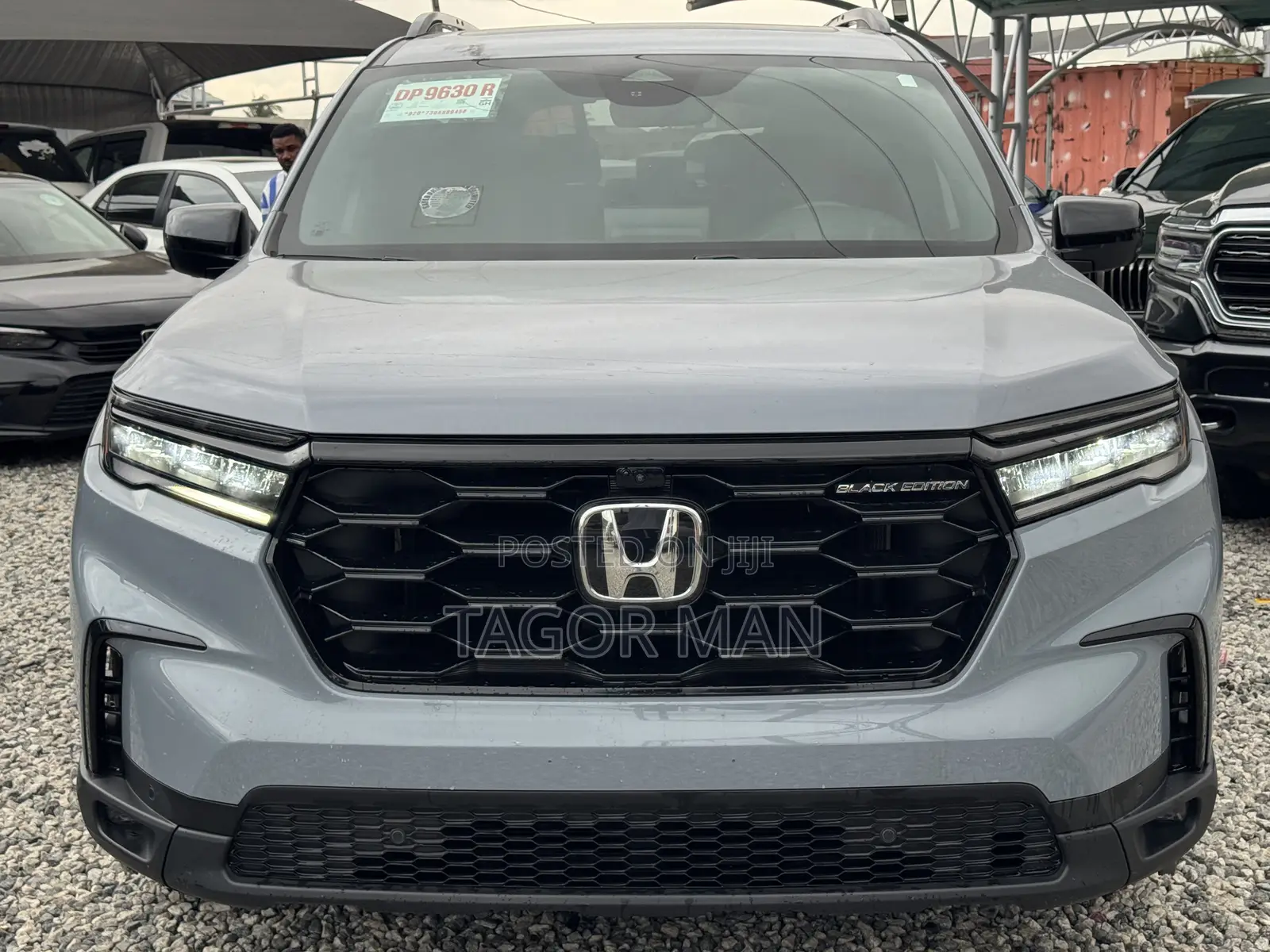 Honda Pilot Touring AWD 2024 Gray