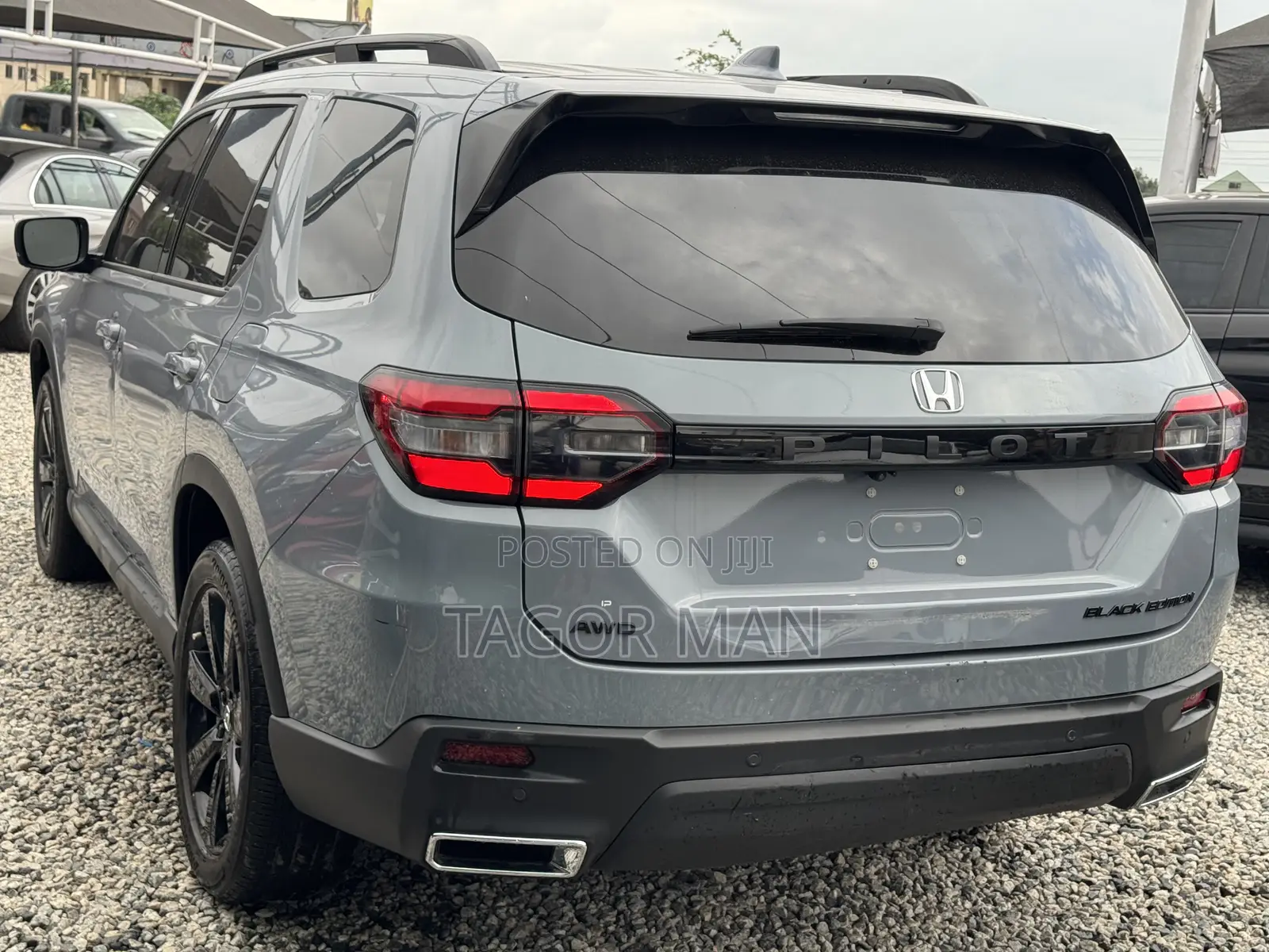 Honda Pilot Touring AWD 2024 Gray