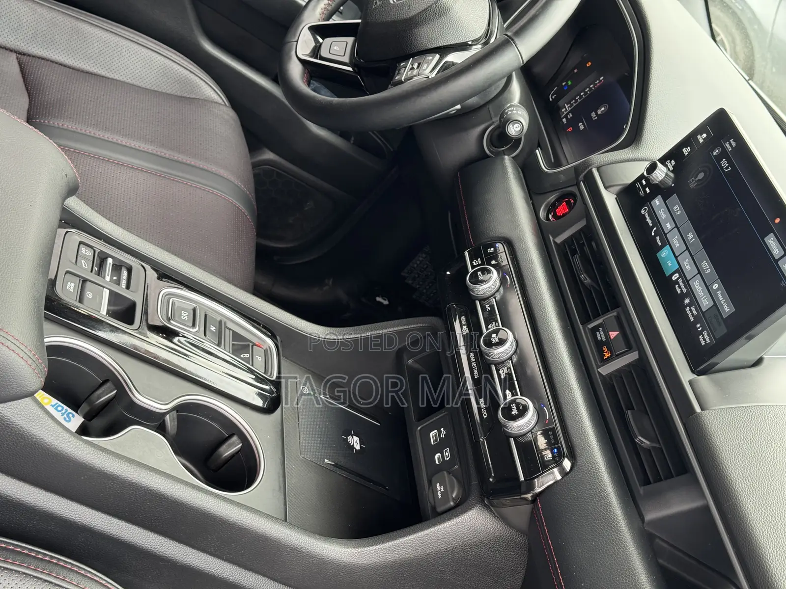 Honda Pilot Touring AWD 2024 Gray