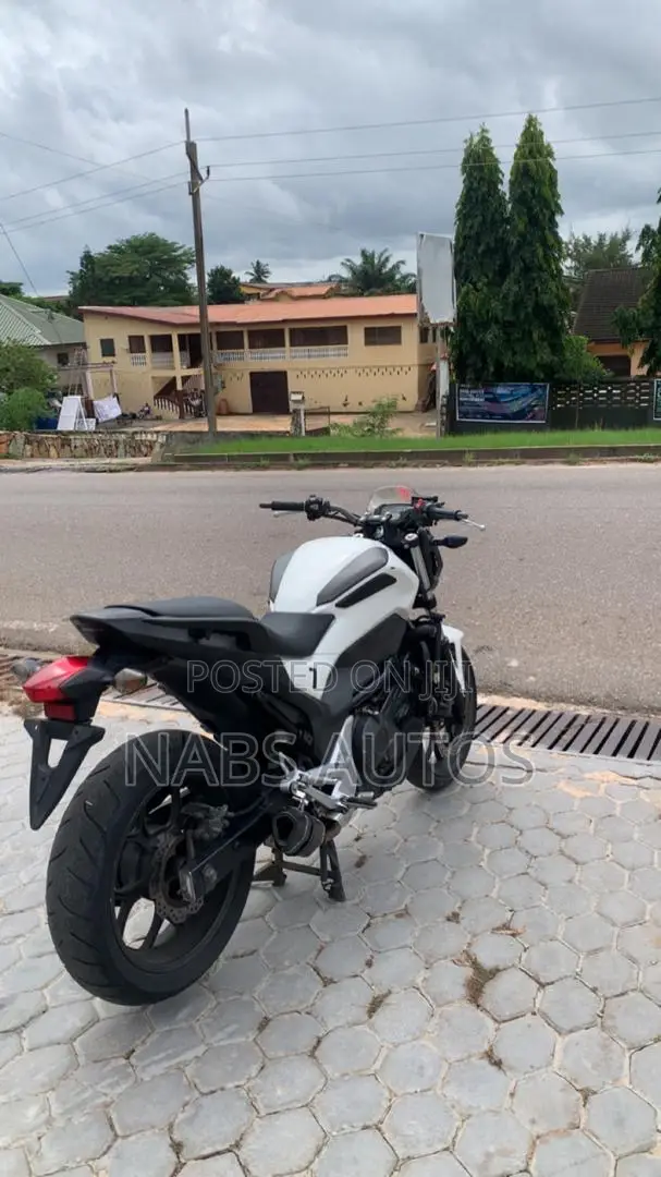 Honda 2018 White