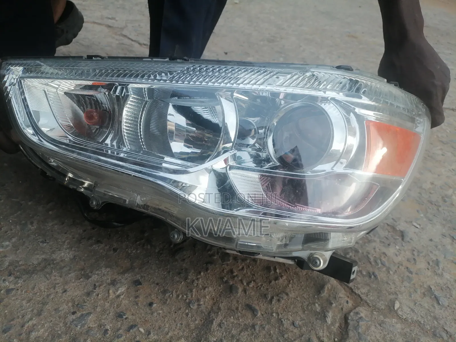 Mitsubishi Headlights