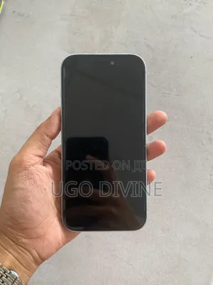 Apple iPhone 15 128 GB Black