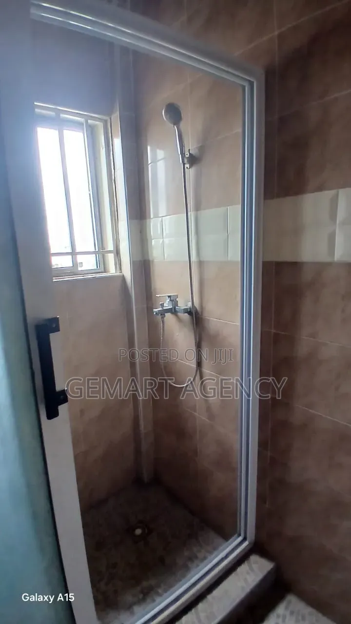 1bdrm Apartment in Taifa Hallelujah, Station Area for rent