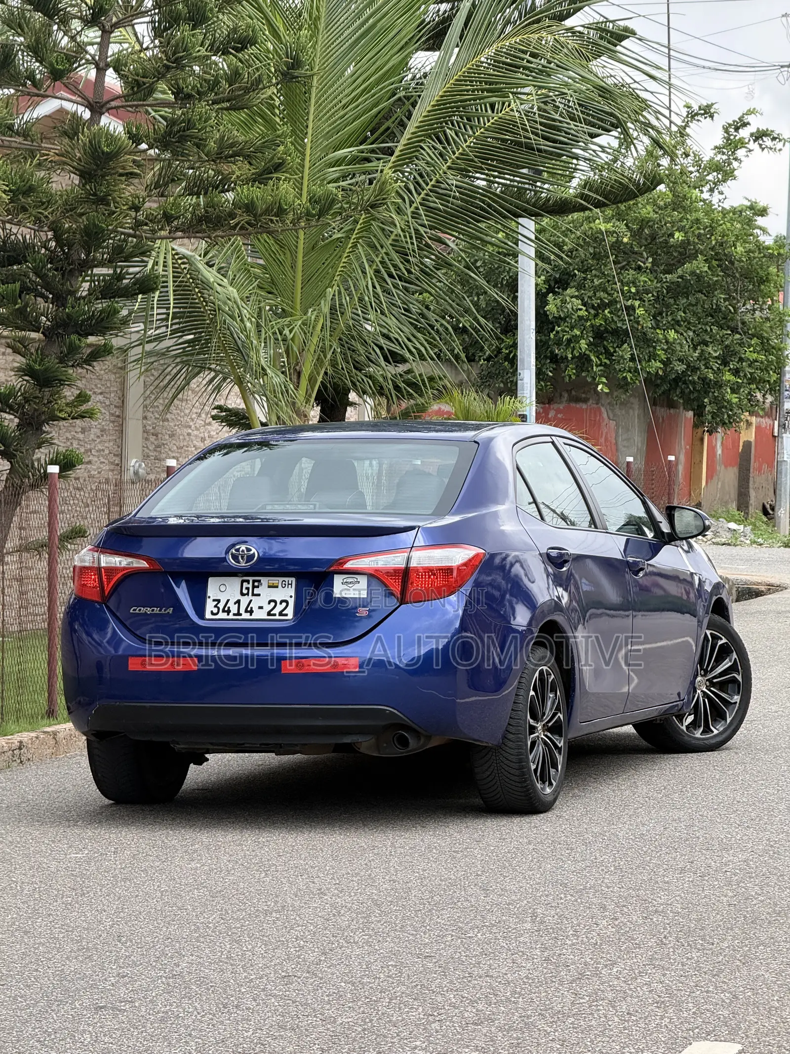 Toyota Corolla S 4dr Sedan (1.8L 4cyl CVT) 2016 Blue