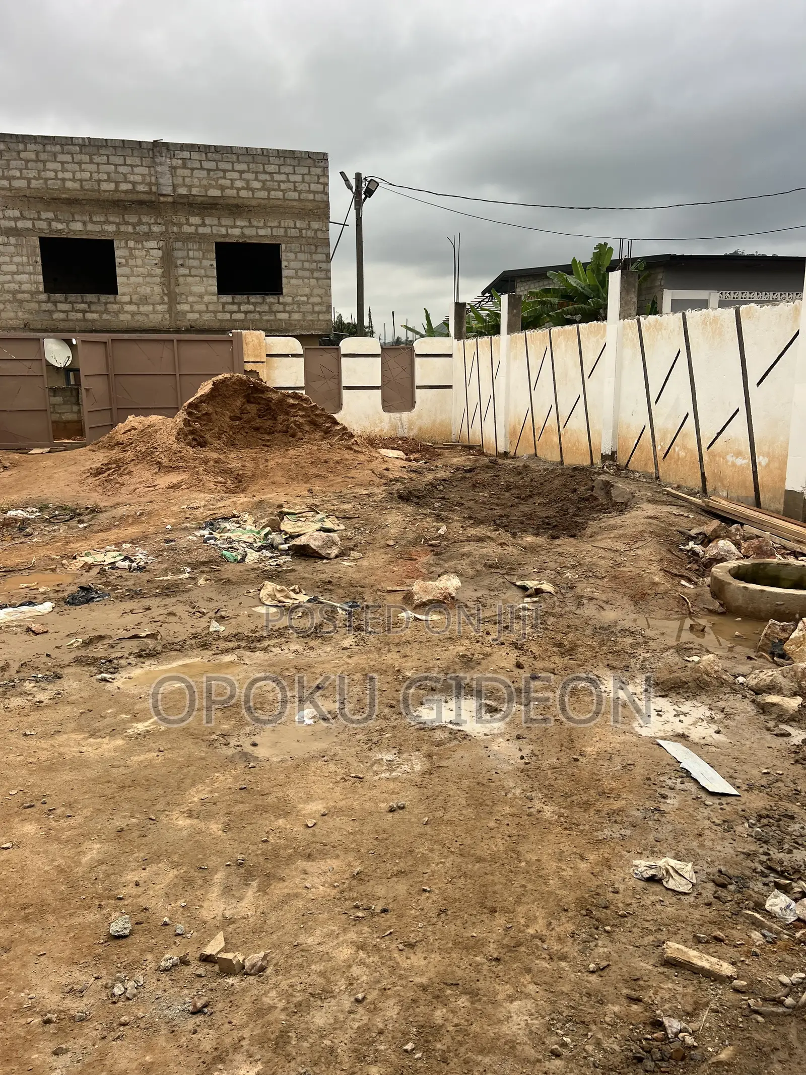 2bdrm House in Mayera, Pokuase for sale
