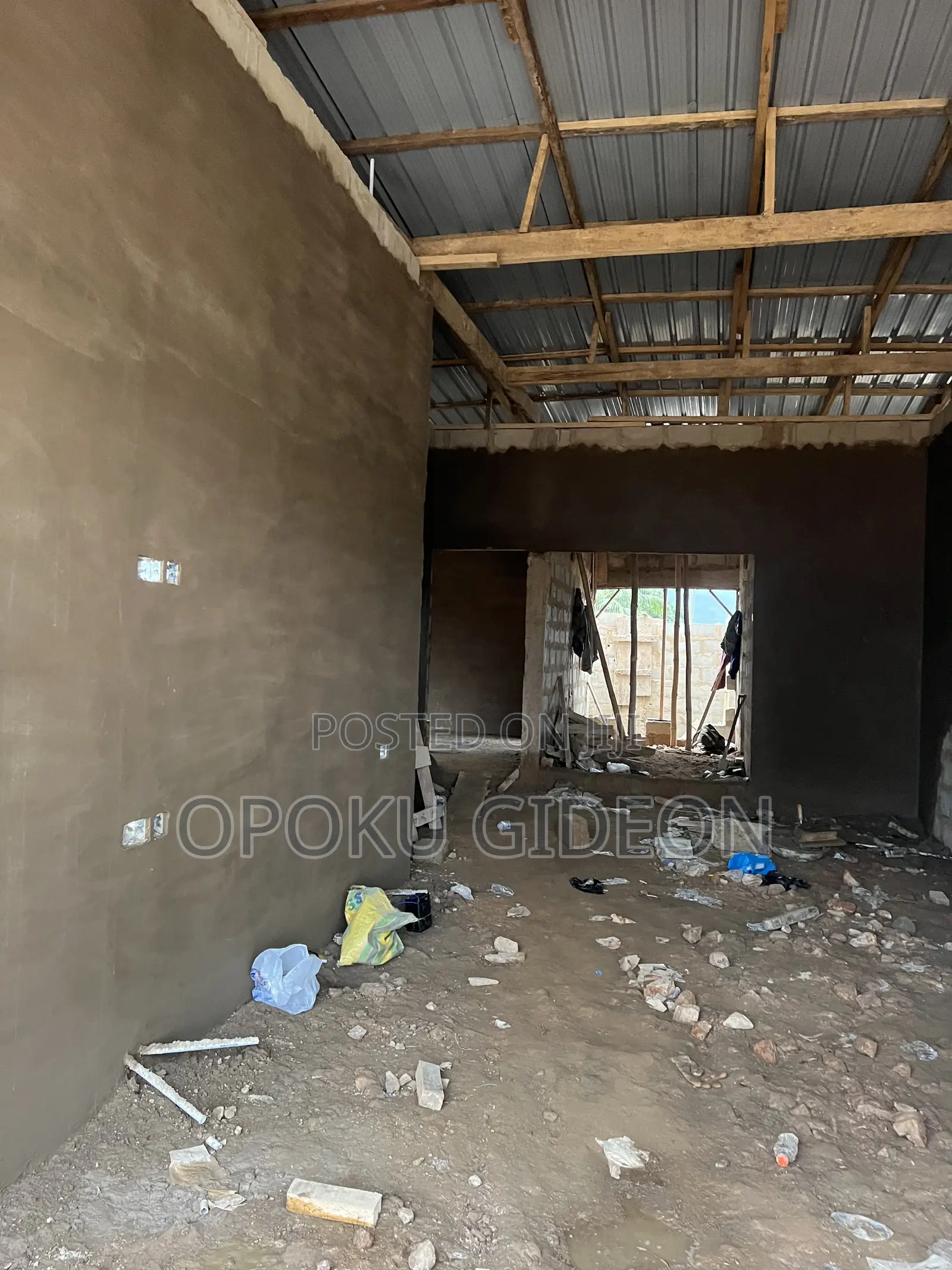 2bdrm House in Mayera, Pokuase for sale