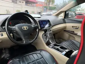 Toyota Venza LE 4dr Wagon (3.5L 6cyl 6A) 2014 White