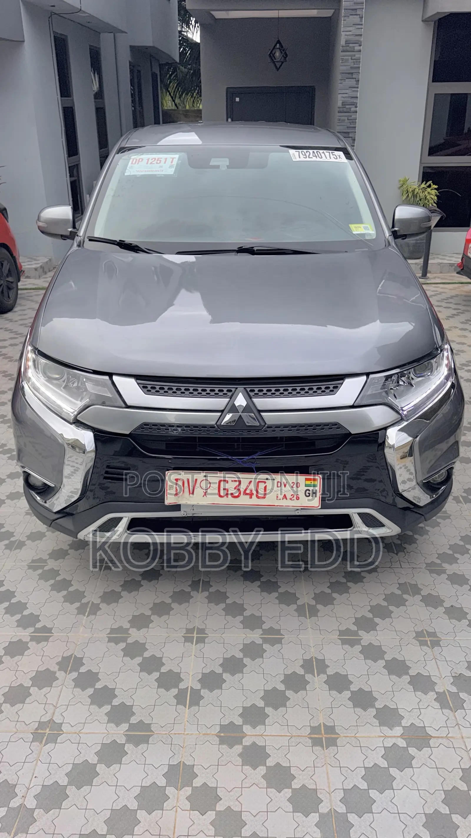 Mitsubishi Outlander 2020 Beige