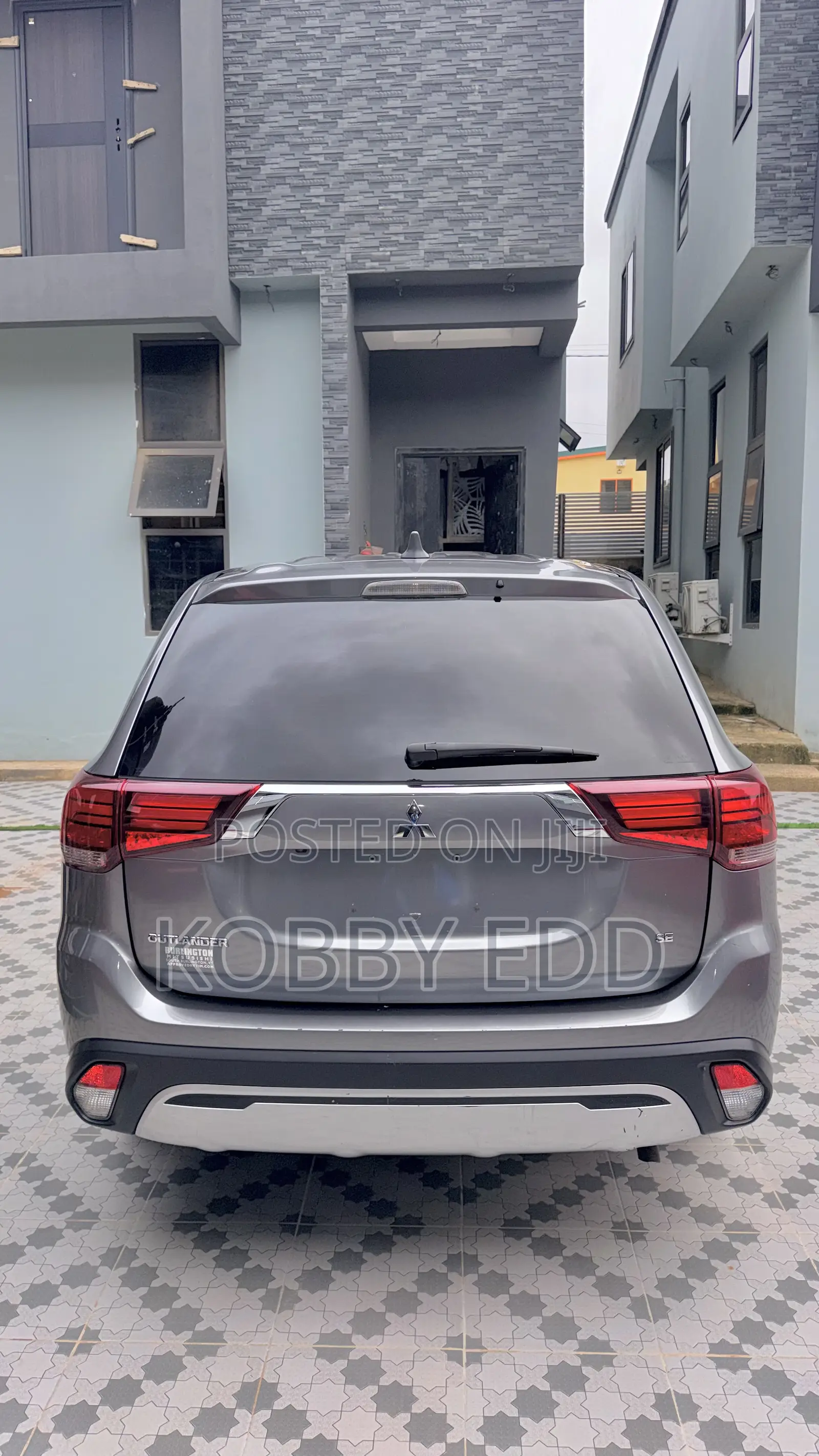 Mitsubishi Outlander 2020 Beige