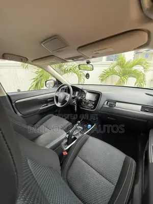 Mitsubishi Outlander SE FWD 2018 Silver