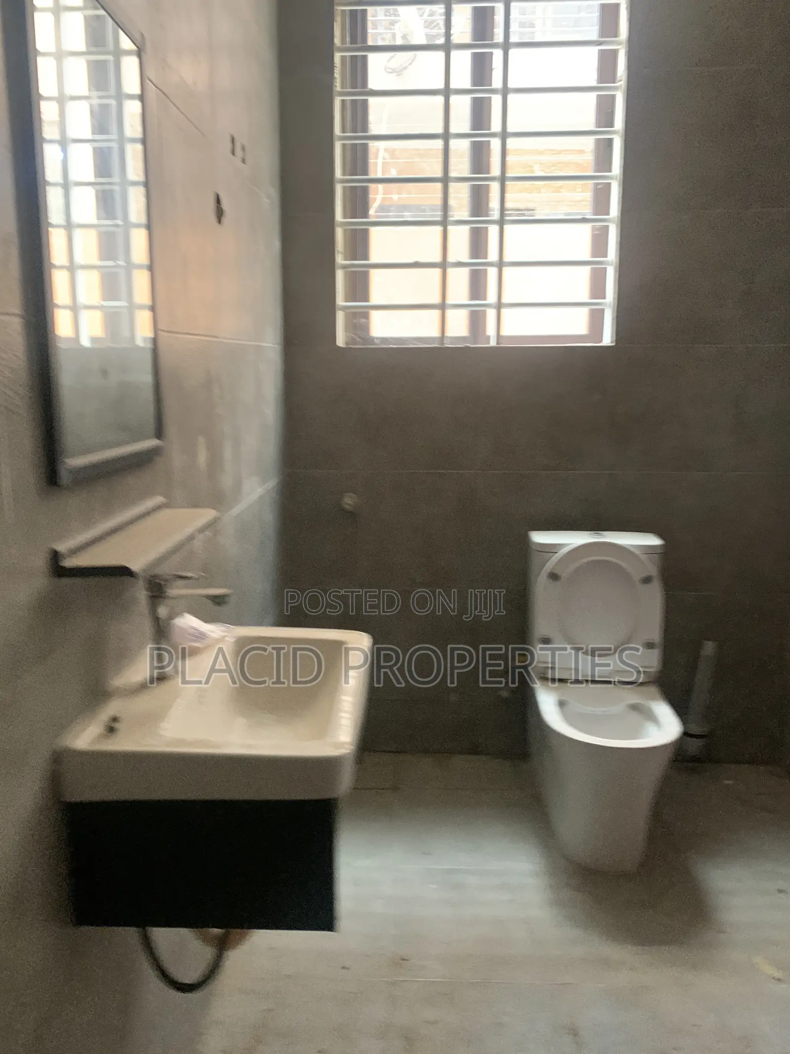 1bdrm Apartment in Atomic Down ,, Haatso for rent