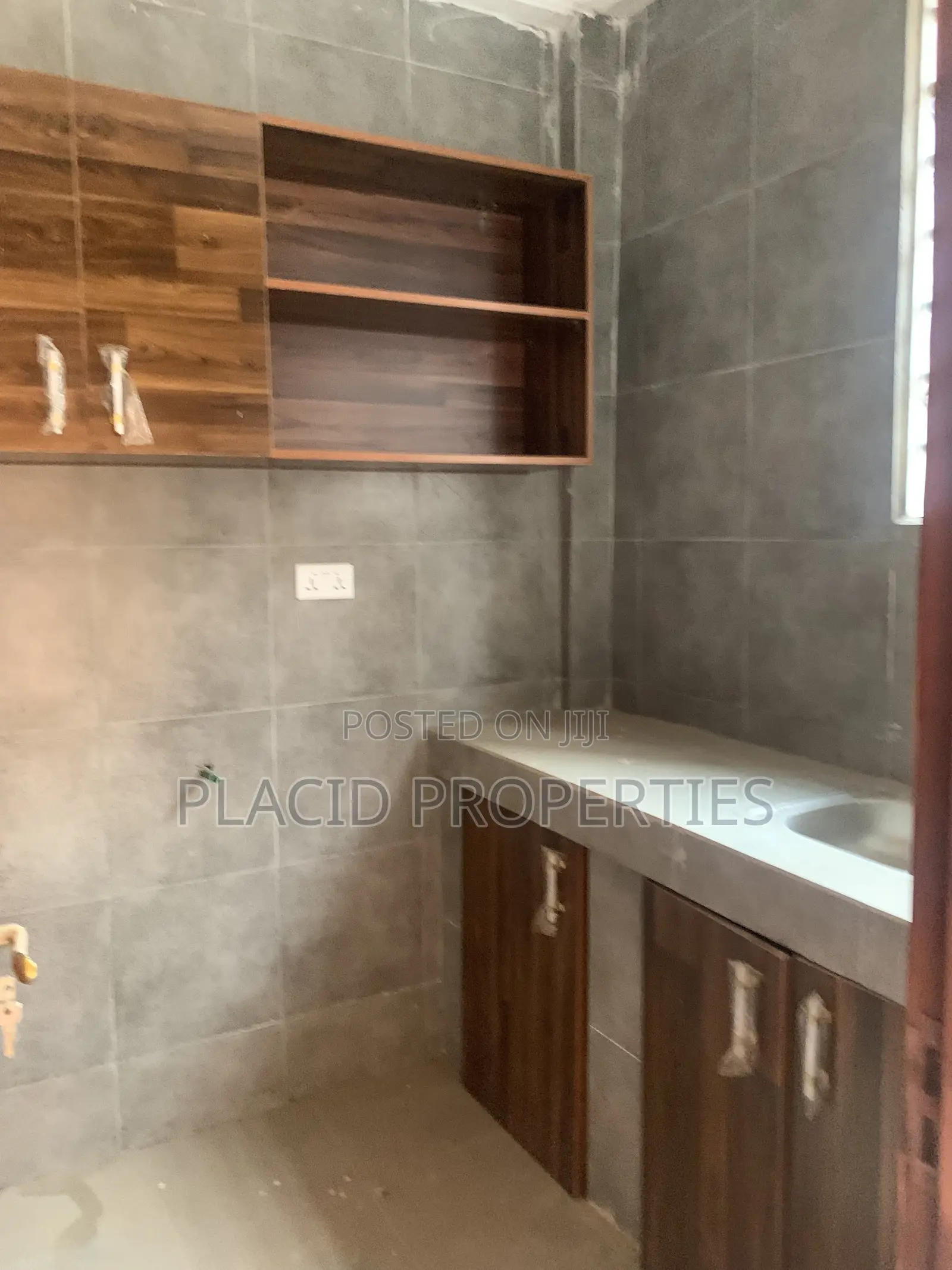 1bdrm Apartment in Atomic Down ,, Haatso for rent