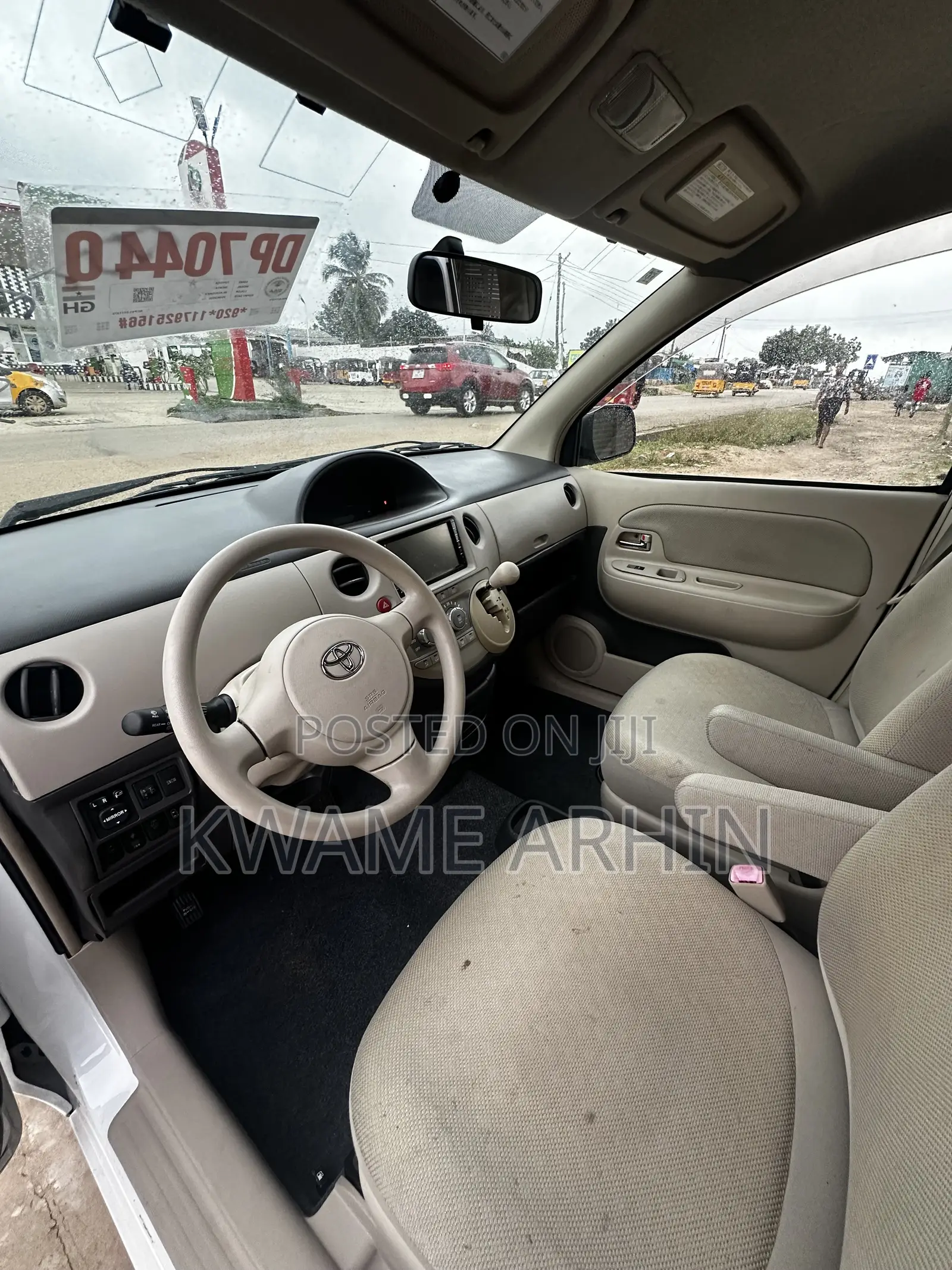 Toyota Sienta 1.5 FWD 2009 White