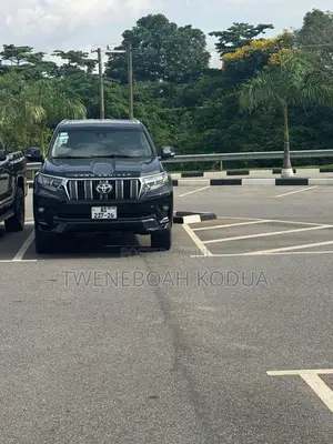 Toyota Land Cruiser Prado 2.7 2018 Black