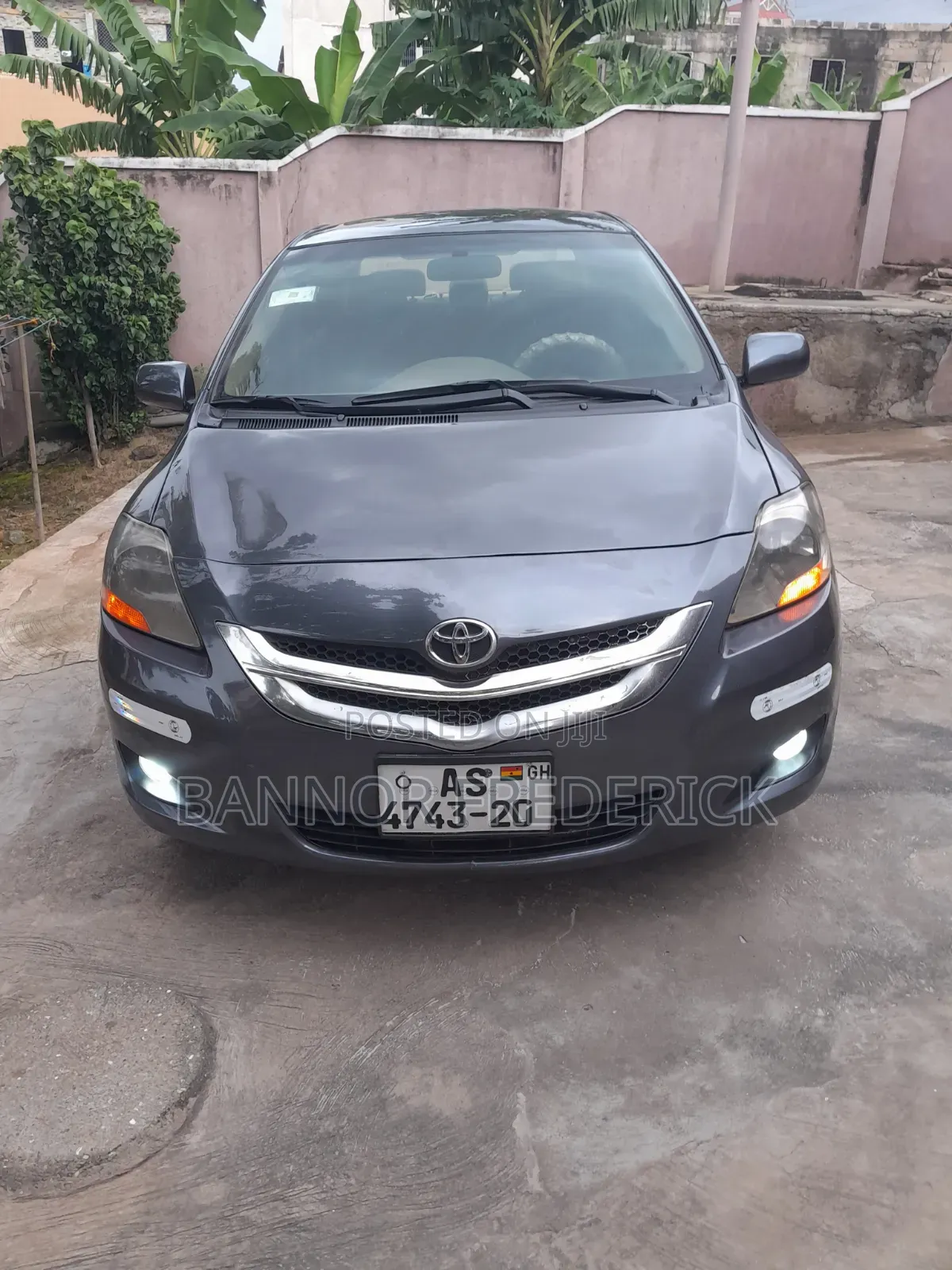 Toyota Yaris 2009 Gray