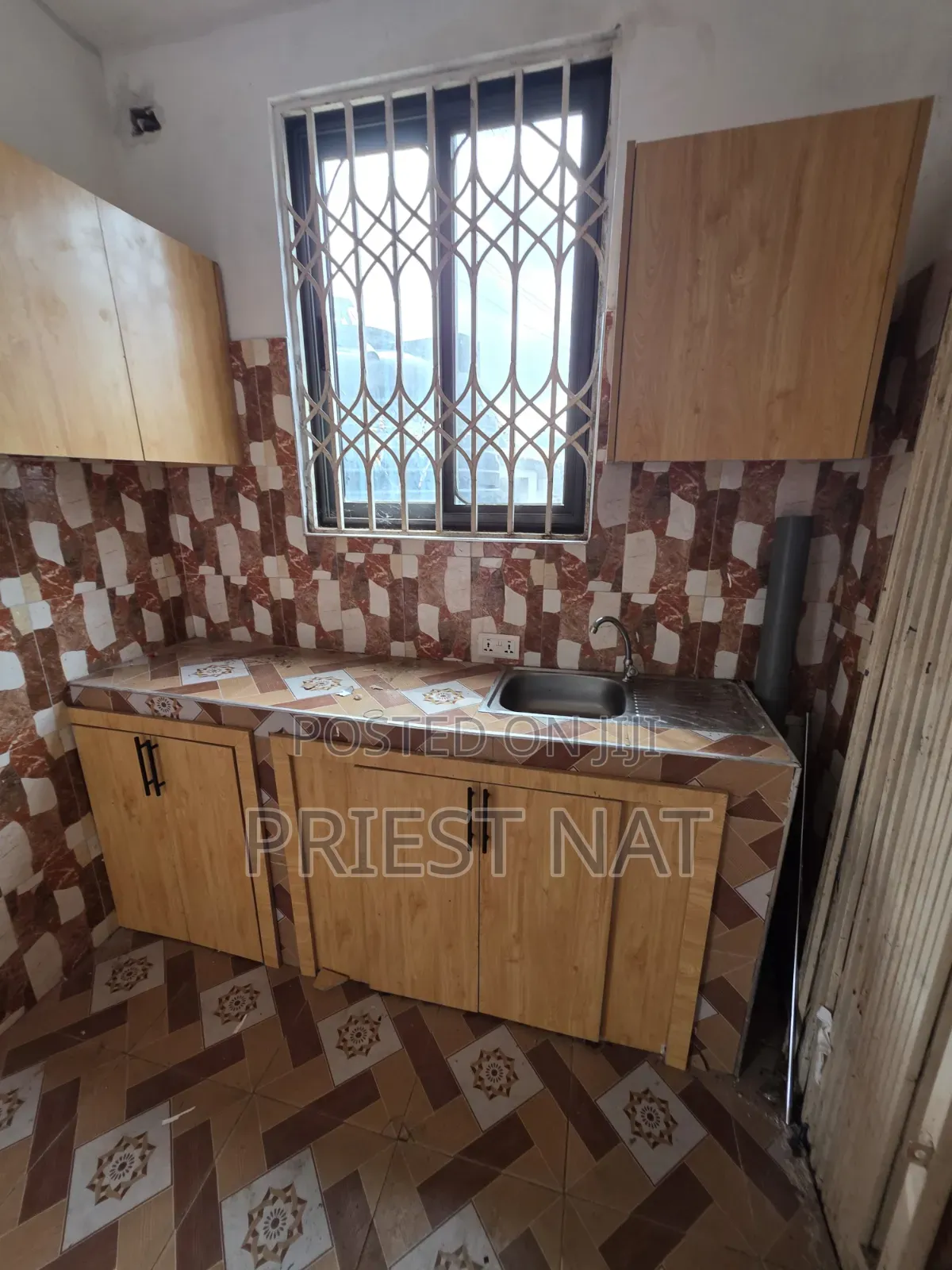 1bdrm Apartment in Mkt Rentals, Ashaiman Municipal for rent