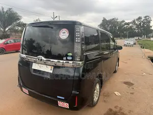 Toyota Voxy 2016 Black