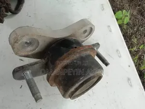 Nissan Infiniti Engine Seat,Gearbox Seat