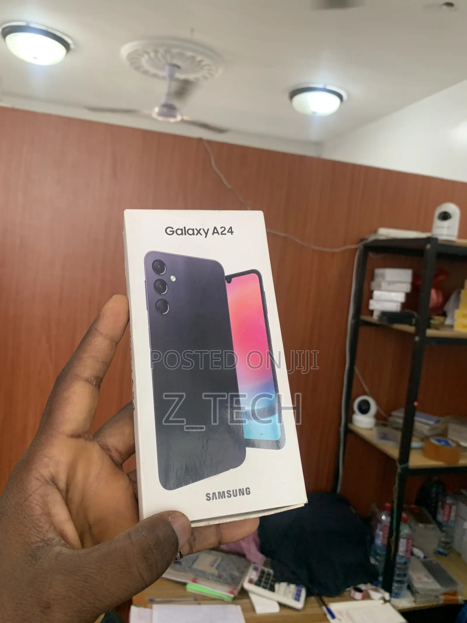 New Samsung Galaxy A24 128 GB Black