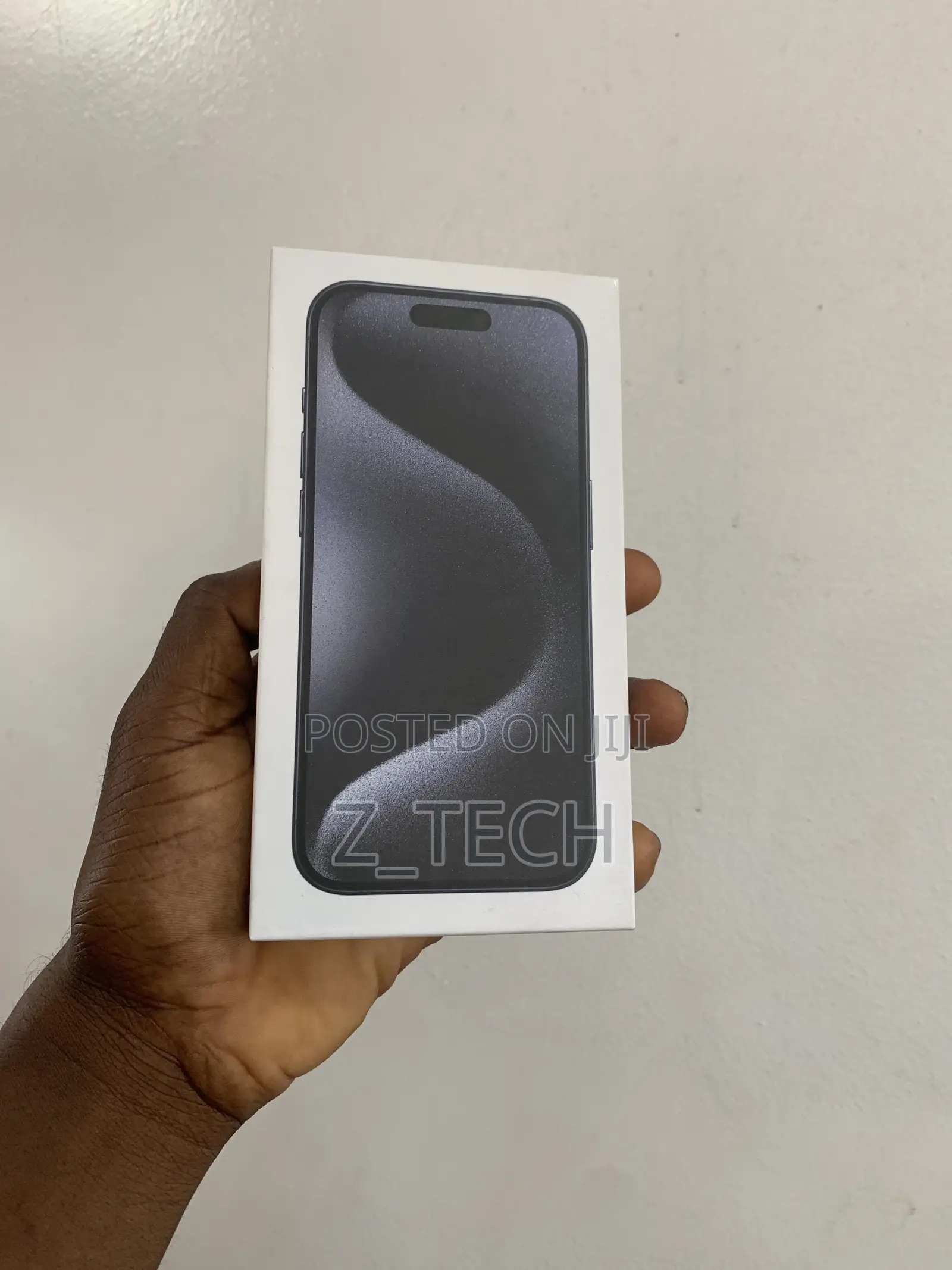 New Apple iPhone 15 Pro 256 GB Black