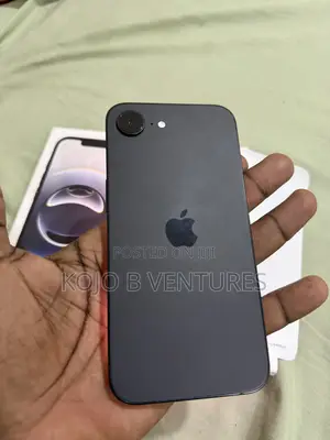 New Apple iPhone 16e 128 GB White