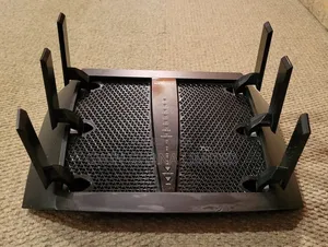 Netgear Nighthawk X6 Tri-Bandgigabit Wireless Router.3000mps 3500sqft