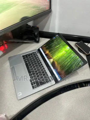 Laptop Dell Latitude 5310 2-in-1 16GB Intel Core i5 SSD 256GB
