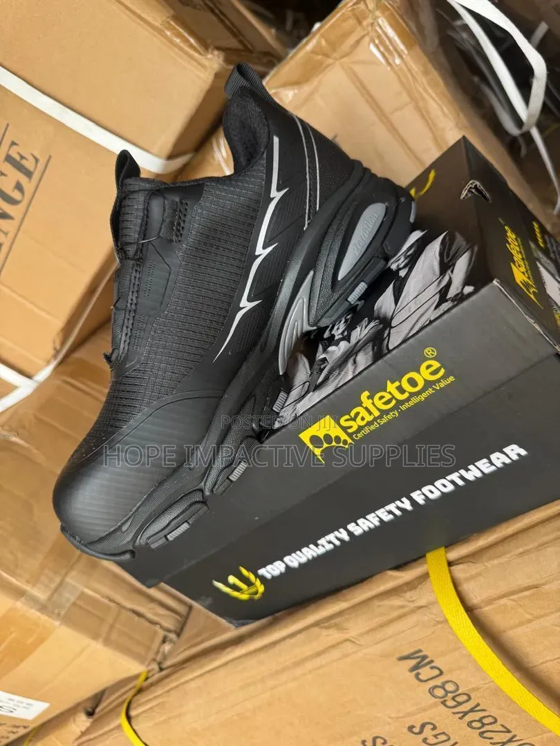 New Safetoe Matrix-tex Safety Boot <> Premium Quality.