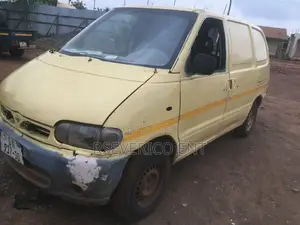 Nissan Vanette 2007 Yellow