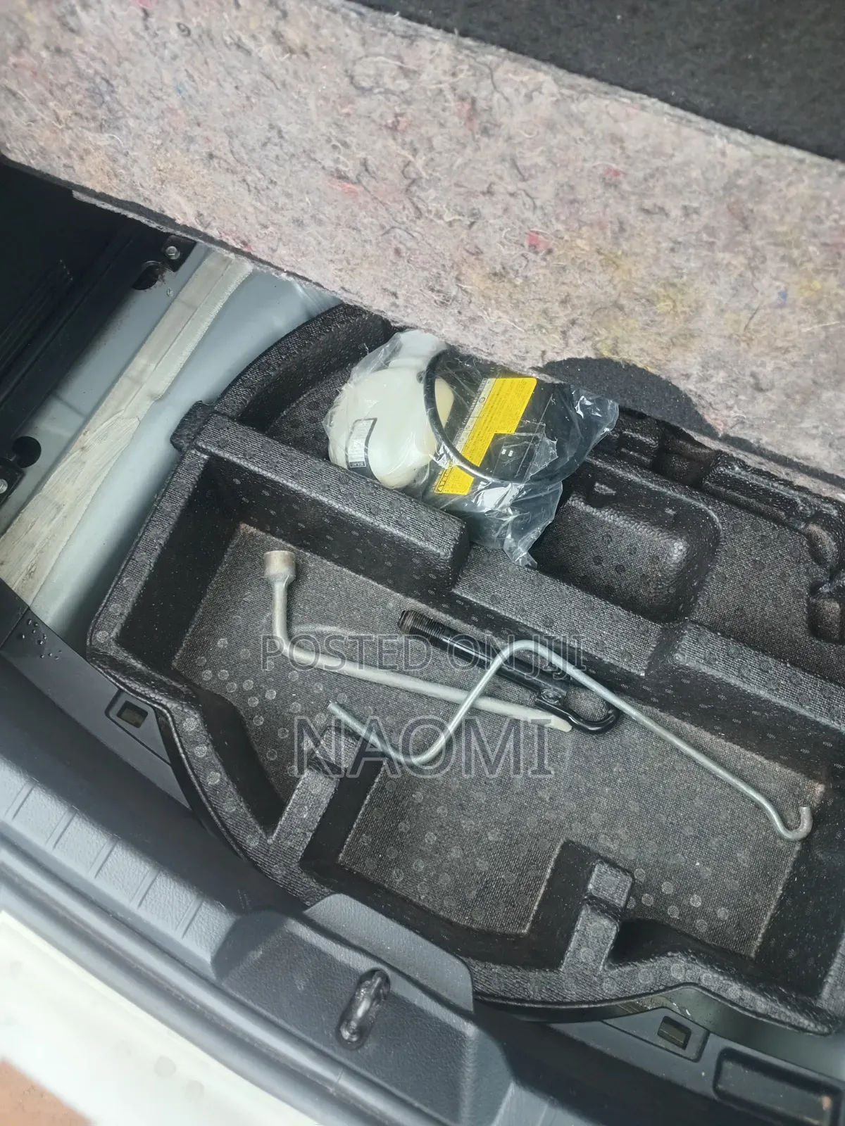 Toyota Vitz 2012 White