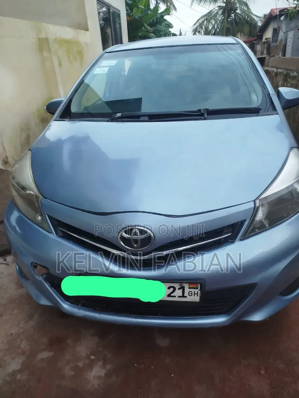 Toyota Vitz 1.3 AWD 5dr 2012 Blue