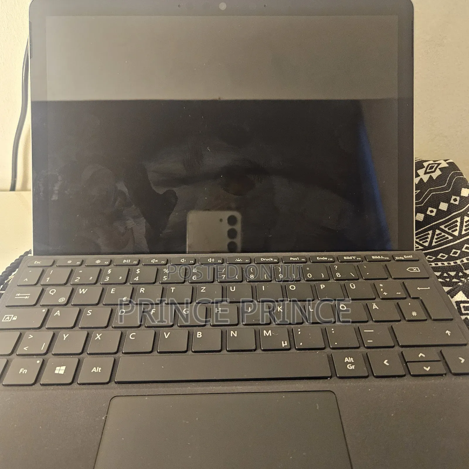 New Laptop Microsoft Surface Go 2 8GB Intel Core i3 SSD 128GB