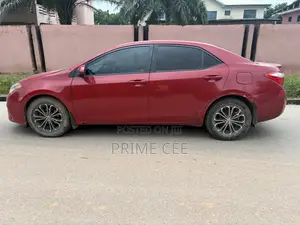 Toyota Corolla 2016 Red