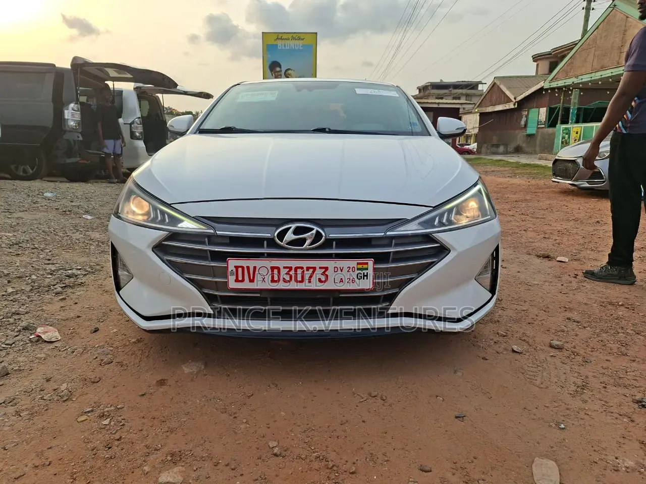 Hyundai Elantra 2020 White