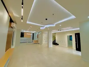 5bdrm House in Airport Residential Area for sale