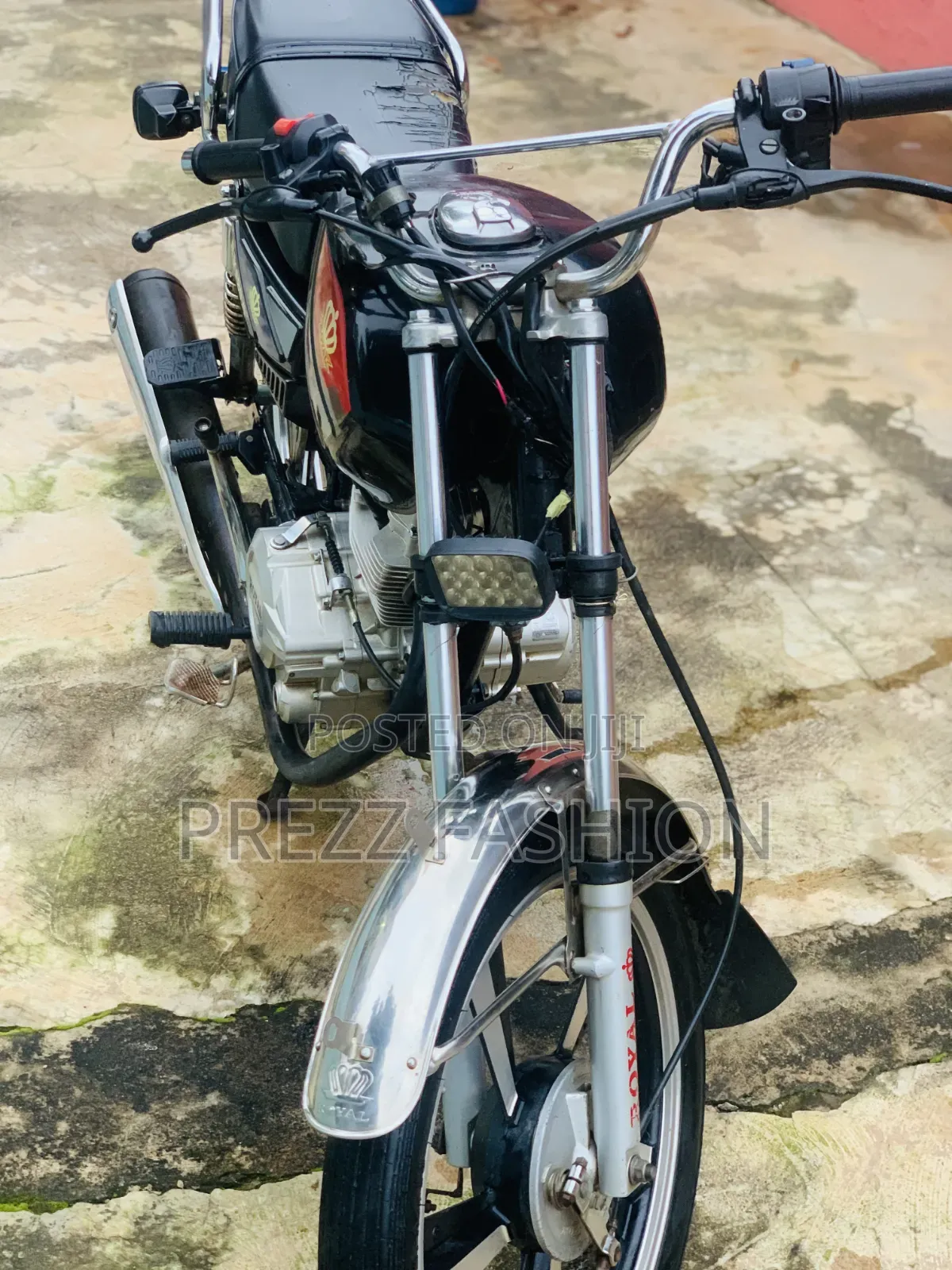 Royal Motorcycle 2023 Black